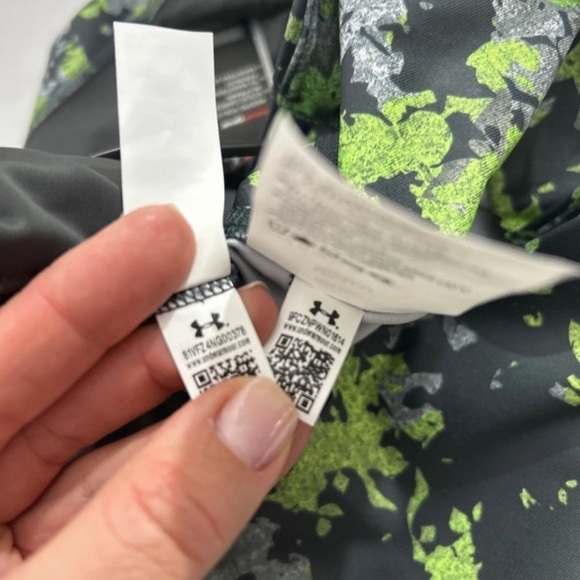 (NWT) Under Armour Gym Leggings & Sports Bra in Gray/Lime, Medium - Picture 8 of 16